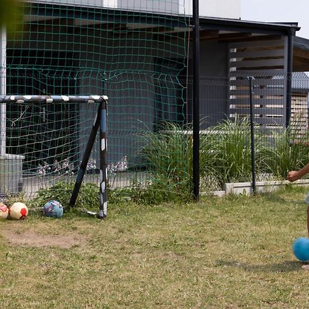 Domki Letniskowe Albatros レバル エクステリア 写真